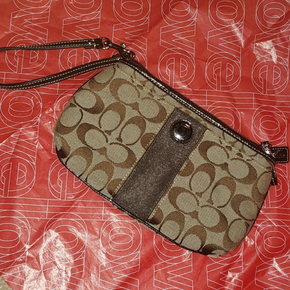 Brown Coach Wristlet - Picture 1 of 7